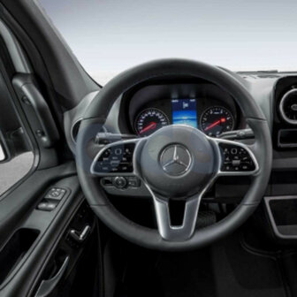 Remifront 4 Mercedes Sprinter VS30 &gt;2019 Zijraam L met Instapgreep
